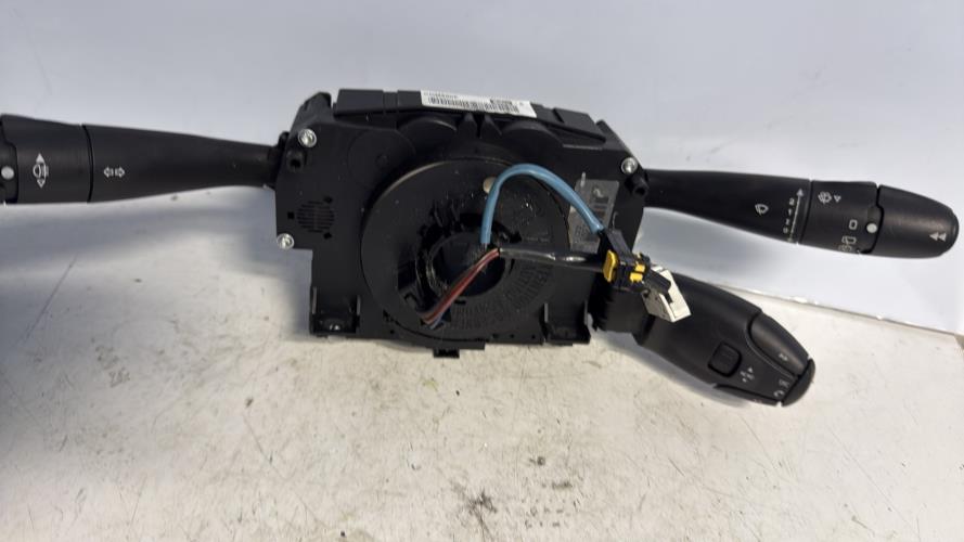 Com (Bloc Contacteur Tournant+Commodo Essuie Glace+Commodo Phare) PEUGEOT 207 PHASE 2 BREAK Diesel - Image 3