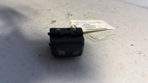 Regulateur de vitesse DACIA DUSTER 1 PHASE 2 Diesel - Image 2