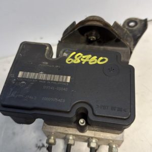 Bloc ABS (freins anti-blocage) TOYOTA YARIS 2 PHASE 1 Diesel - Image 1