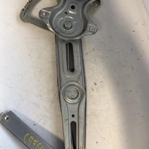 Leve vitre electrique avant gauche TOYOTA YARIS 2 PHASE 1 Diesel - Image 1