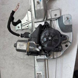 Leve vitre electrique avant droit PEUGEOT 208 1 PHASE 2 Diesel - Image 1