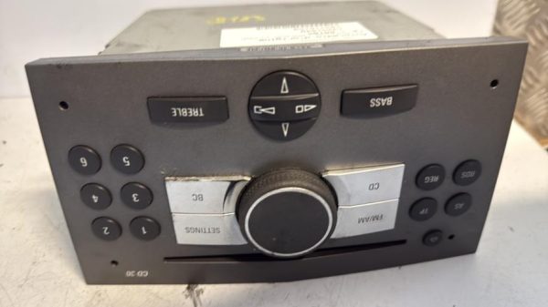 Autoradio d'origine OPEL ASTRA H PHASE 1 BREAK Diesel - Image 1