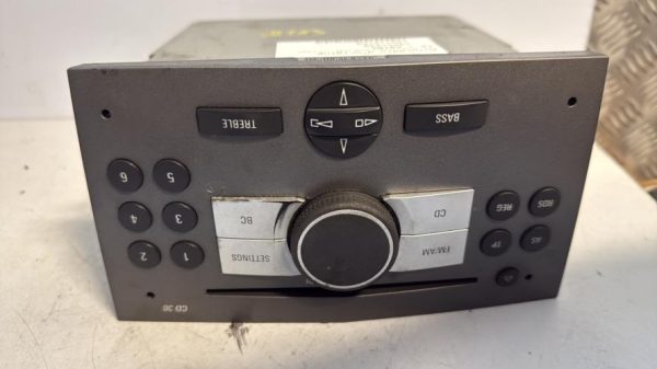Autoradio d'origine OPEL ASTRA H PHASE 1 BREAK Diesel - Image 4
