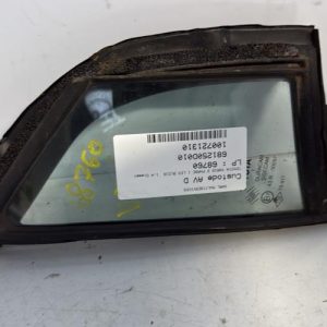 Custode avant droit (porte) TOYOTA YARIS 2 PHASE 1 Diesel - Image 1