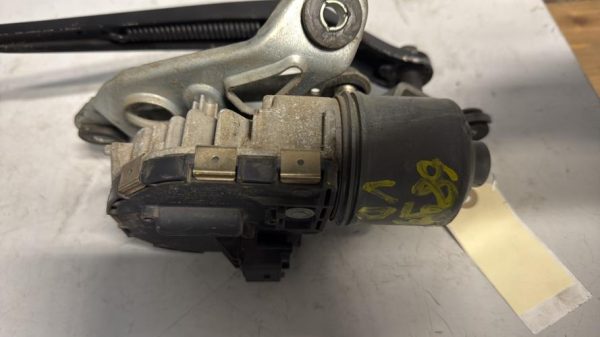 Moteur essuie glace avant droit PEUGEOT 407 PHASE 1 Diesel - Image 2
