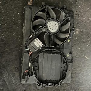 Moto ventilateur radiateur AUDI Q3 1 PHASE 1 Diesel - Image 1