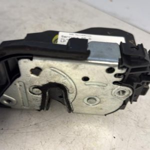 Serrure arriere droit BMW SERIE 1 F20 PHASE 1 Diesel - Image 1
