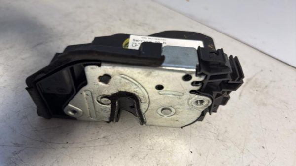 Serrure arriere droit BMW SERIE 1 F20 PHASE 1 Diesel - Image 1