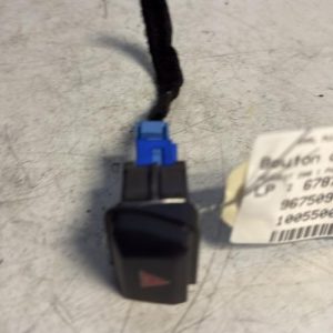 Bouton de warning PEUGEOT 208 1 PHASE 2 Diesel - Image 1