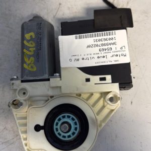Moteur leve vitre avant droit VOLKSWAGEN PASSAT 5 BREAK Diesel - Image 1
