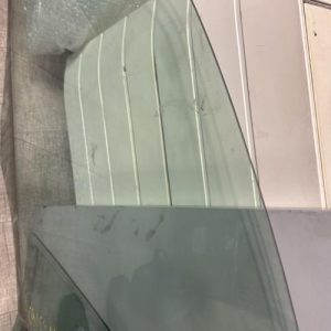 Vitre avant gauche RENAULT GRAND MODUS PHASE 2 Diesel - Image 1