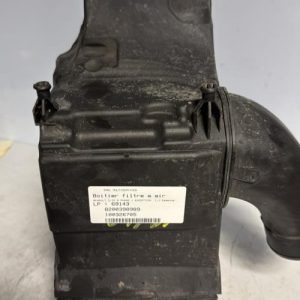 Boitier filtre a air RENAULT CLIO 3 PHASE 1 Essence - Image 1