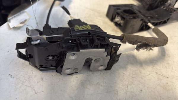 Serrure avant gauche RENAULT CLIO 5 Essence - Image 3