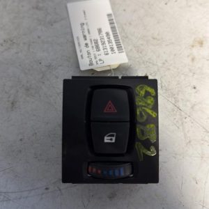Bouton de warning BMW SERIE 1 F20 PHASE 1 Diesel - Image 2