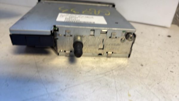 Autoradio d'origine PEUGEOT 307 PHASE 1 BREAK Essence - Image 2