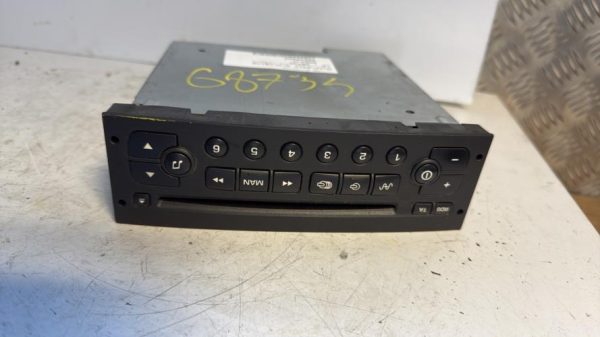 Autoradio d'origine PEUGEOT 307 PHASE 1 BREAK Essence - Image 4