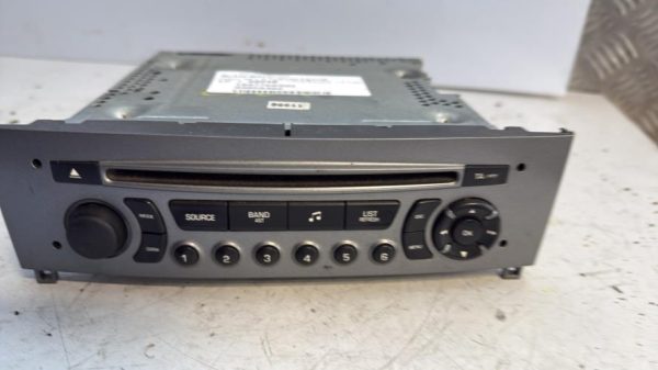 Autoradio d'origine PEUGEOT 308 1 SW PHASE 2 BREAK Diesel - Image 1