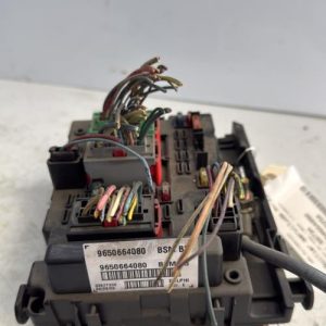 Boitier servitude moteur (BSM) PEUGEOT 307 PHASE 1 BREAK Essence - Image 1