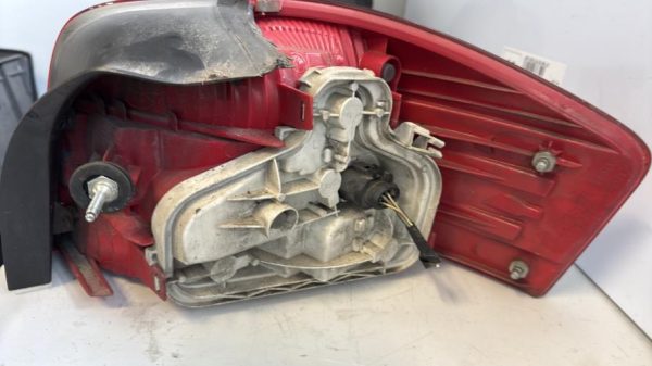 Feu arriere principal gauche (feux) AUDI A3 2 PHASE 1 Diesel - Image 2