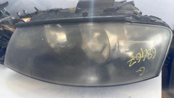 Optique avant principal gauche (feux)(phare) AUDI A3 2 PHASE 1 Diesel - Image 1
