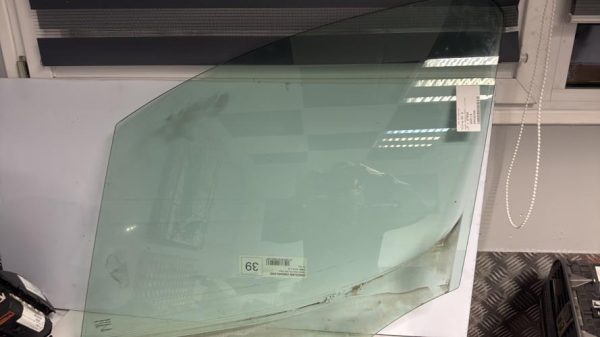 Vitre avant gauche PEUGEOT PARTNER 2 PHASE 2 Diesel - Image 2
