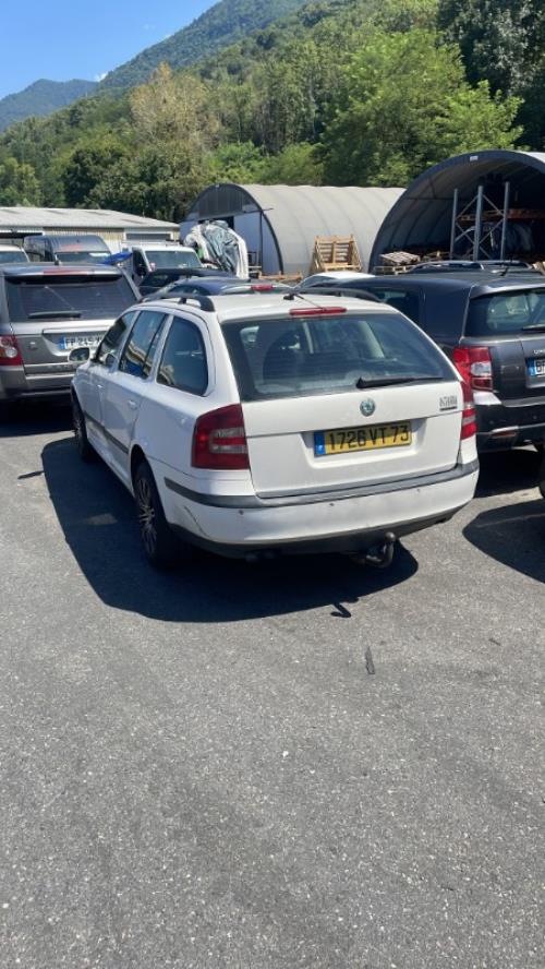 Debitmetre SKODA OCTAVIA 2 PHASE 1 BREAK Diesel - Image 6
