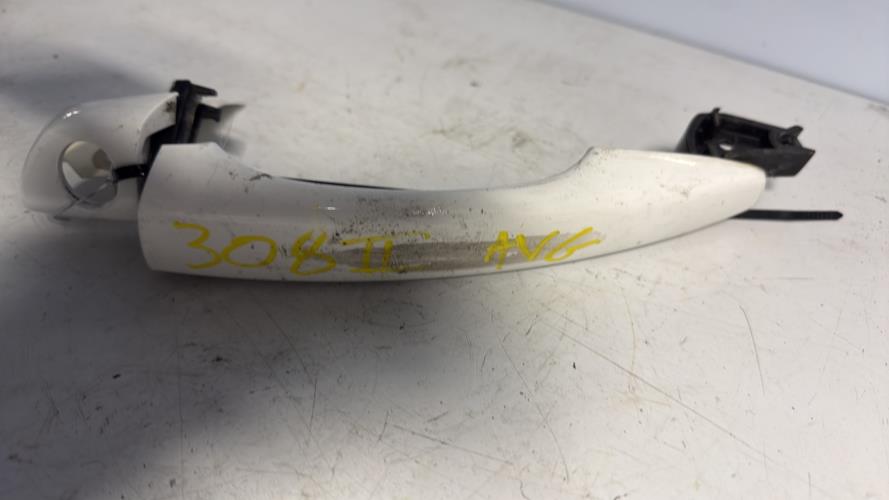 Poignee porte avant gauche PEUGEOT 308 2 PHASE 2 Essence - Image 1