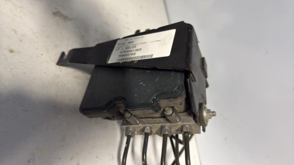 Bloc ABS (freins anti-blocage) RENAULT CLIO 4 PHASE 2 Diesel - Image 2