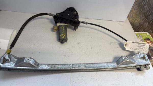 Leve vitre electrique avant droit RENAULT CLIO 2 PHASE 2 Diesel - Image 3