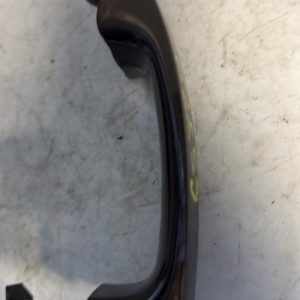 Poignee porte avant gauche FORD FIESTA 6 PHASE 1 Diesel - Image 1