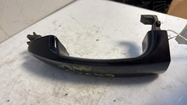 Poignee porte avant gauche FORD FIESTA 6 PHASE 1 Diesel - Image 3