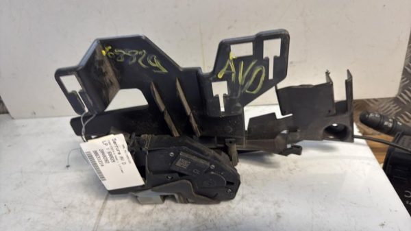 Serrure avant droit FORD FIESTA 6 PHASE 1 Diesel - Image 1