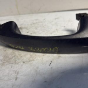 Poignee porte avant droit FORD FIESTA 6 PHASE 1 Diesel - Image 1