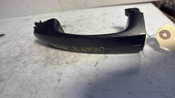 Poignee porte avant droit FORD FIESTA 6 PHASE 1 Diesel - Image 2