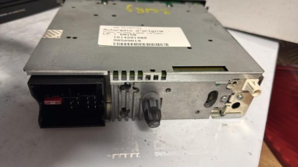 Autoradio d'origine PEUGEOT 307 PHASE 2 BREAK Diesel - Image 3
