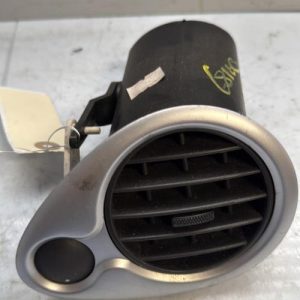 Aerateur tableau de bord avant droit RENAULT CLIO 3 PHASE 1 Diesel - Image 1