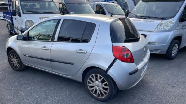 Anti brouillard droit (feux) RENAULT CLIO 3 PHASE 1 Diesel - Image 6