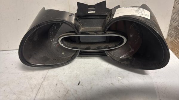 Compteur RENAULT CLIO 4 PHASE 2 Diesel - Image 1