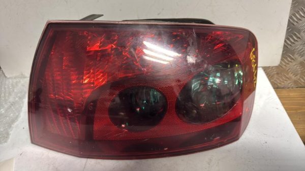 Feu arriere principal droit (feux) PEUGEOT 407 PHASE 1 Diesel - Image 4