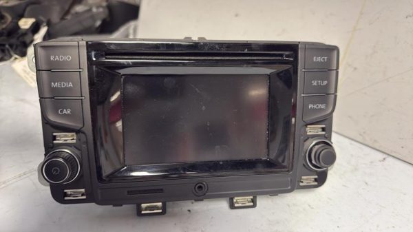 Autoradio d'origine VOLKSWAGEN POLO 5 PHASE 2 Diesel - Image 2