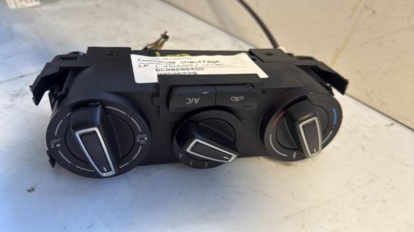 Commande chauffage VOLKSWAGEN POLO 5 PHASE 2 Diesel - Image 2
