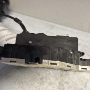 Serrure avant droit PEUGEOT 207 PHASE 1 Essence - Image 1