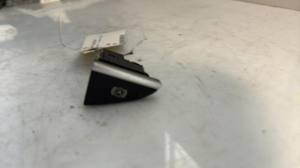 Bouton/Interrupteur AUDI A5 2 SPORTBACK PHASE 1 Essence/Hybride - Image 1