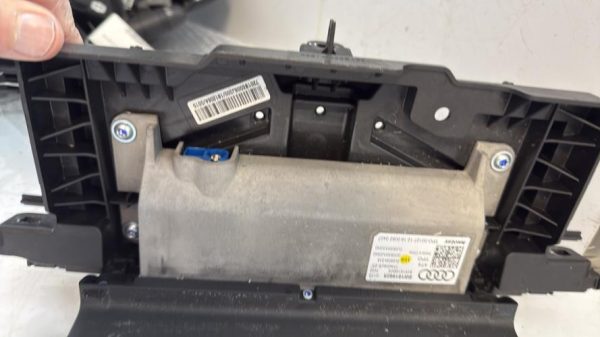 Ecran GPS AUDI A5 2 SPORTBACK PHASE 1 Essence/Hybride - Image 1