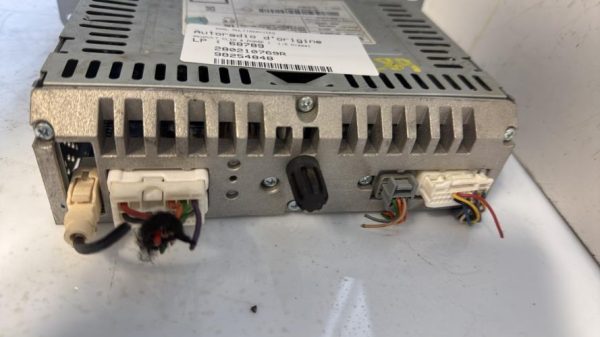Autoradio d'origine RENAULT CLIO 4 PHASE 1 Diesel - Image 3