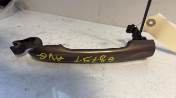Poignee porte avant gauche RENAULT SCENIC 3 PHASE 2 Diesel - Image 1