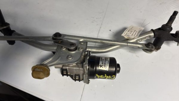 Moteur essuie glace avant PEUGEOT 208 2 Electricité - Image 1