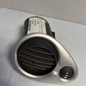 Aerateur tableau de bord avant gauche RENAULT CLIO 3 PHASE 1 Diesel - Image 1