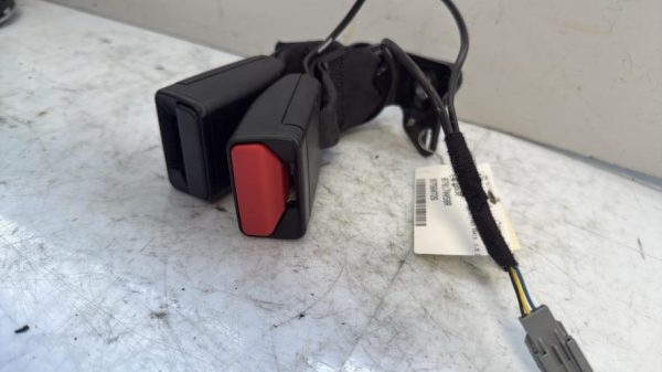 Attache ceinture arriere gauche RENAULT CLIO 4 PHASE 2 Diesel - Image 3
