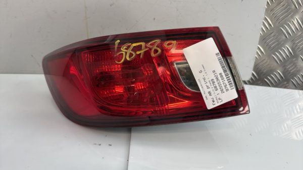 Feu arriere principal gauche (feux) RENAULT CLIO 4 PHASE 1 Diesel - Image 1